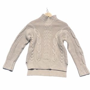 TAHARI Cream Cable Knit Lambs Wool Sweater